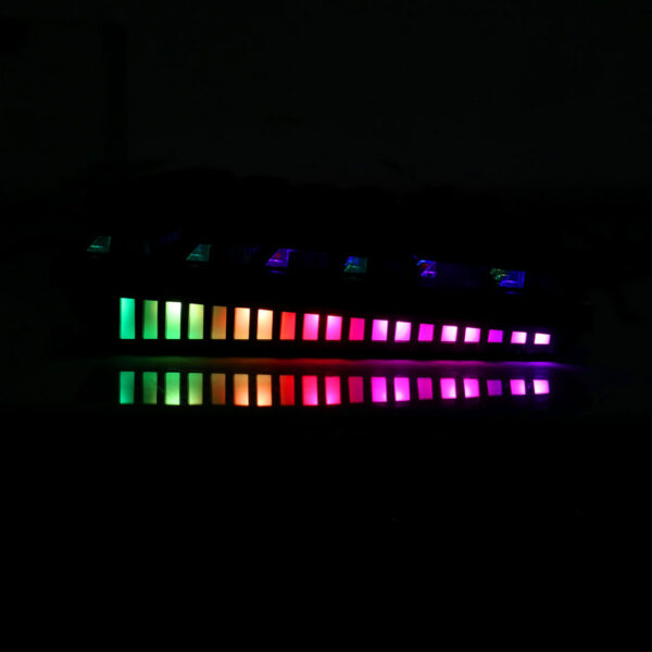 ⁦מקלדת גיימרים מכנית חוטית עם תאורת RGB⁩ – תמונה ⁦4⁩